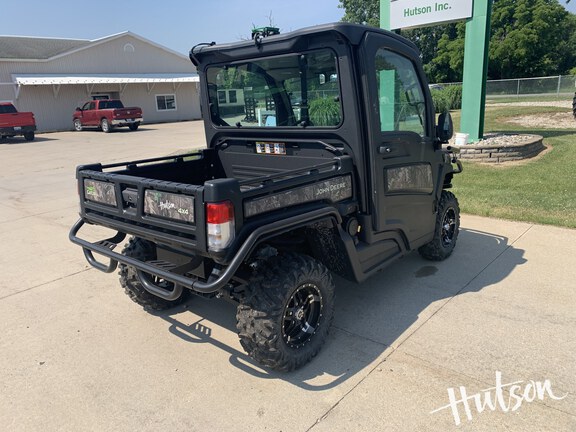 Photo of 2024 John Deere XUV 835R