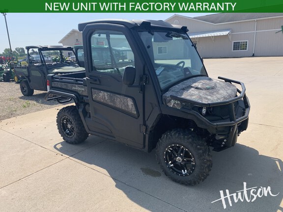 Photo of 2024 John Deere XUV 835R