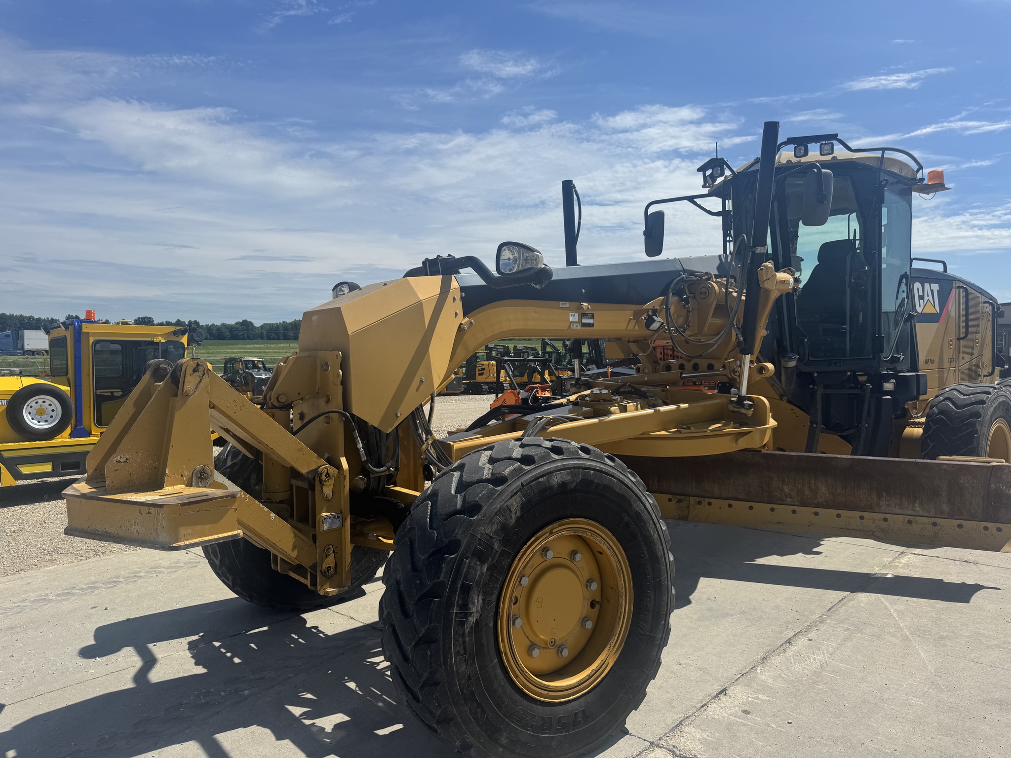 2011 Caterpillar 140M VHP+ Image 3