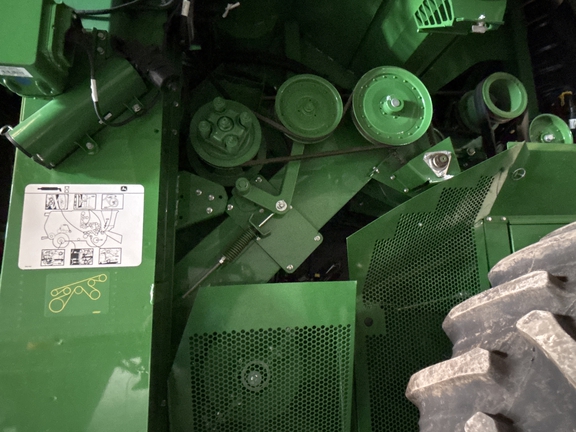 Used 2021 John Deere S770 Combines at Koenig Equipment in Oxford, OH - Photo7