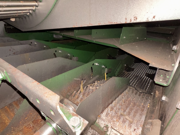 Used 2021 John Deere S770 Combines at Koenig Equipment in Oxford, OH - Photo23