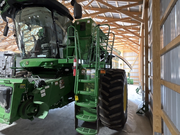 Used 2021 John Deere S770 Combines at Koenig Equipment in Oxford, OH - Photo33