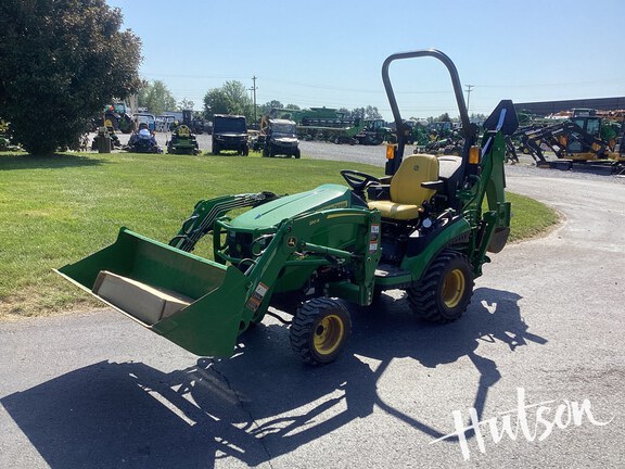 Photo of 2023 John Deere 1025R