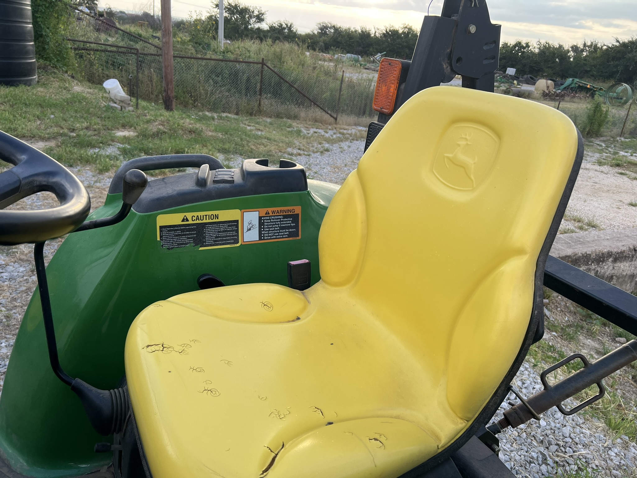 2007 John Deere 4120 Image 6