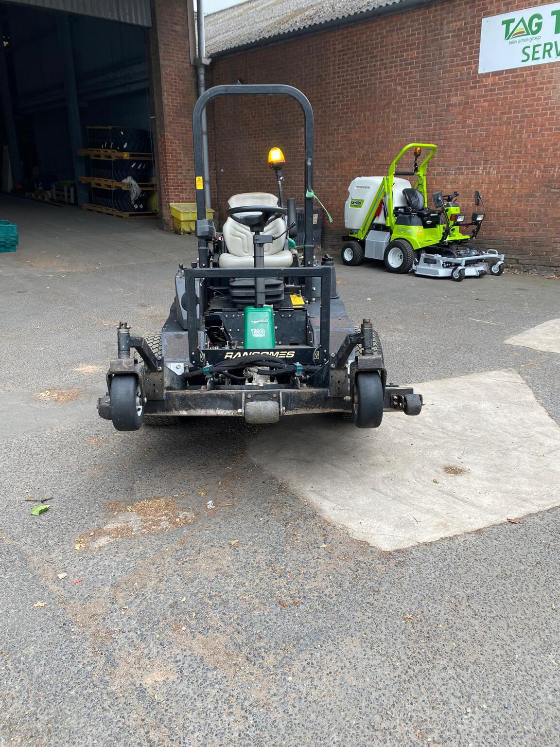 2016 Ransomes HR300