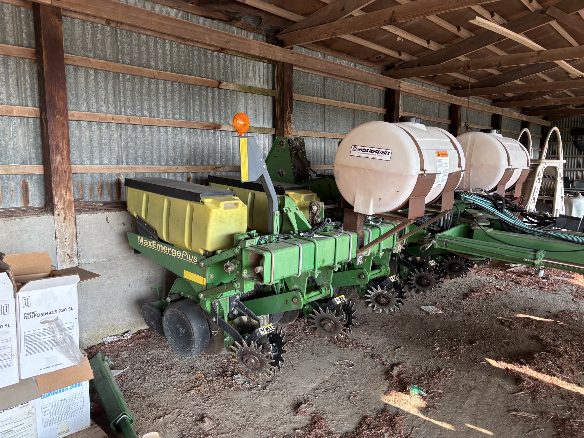 2002 John Deere 1770 Image 7