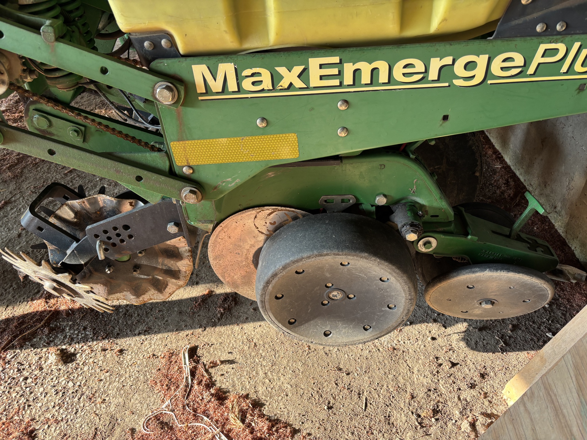 2002 John Deere 1770 Image 8