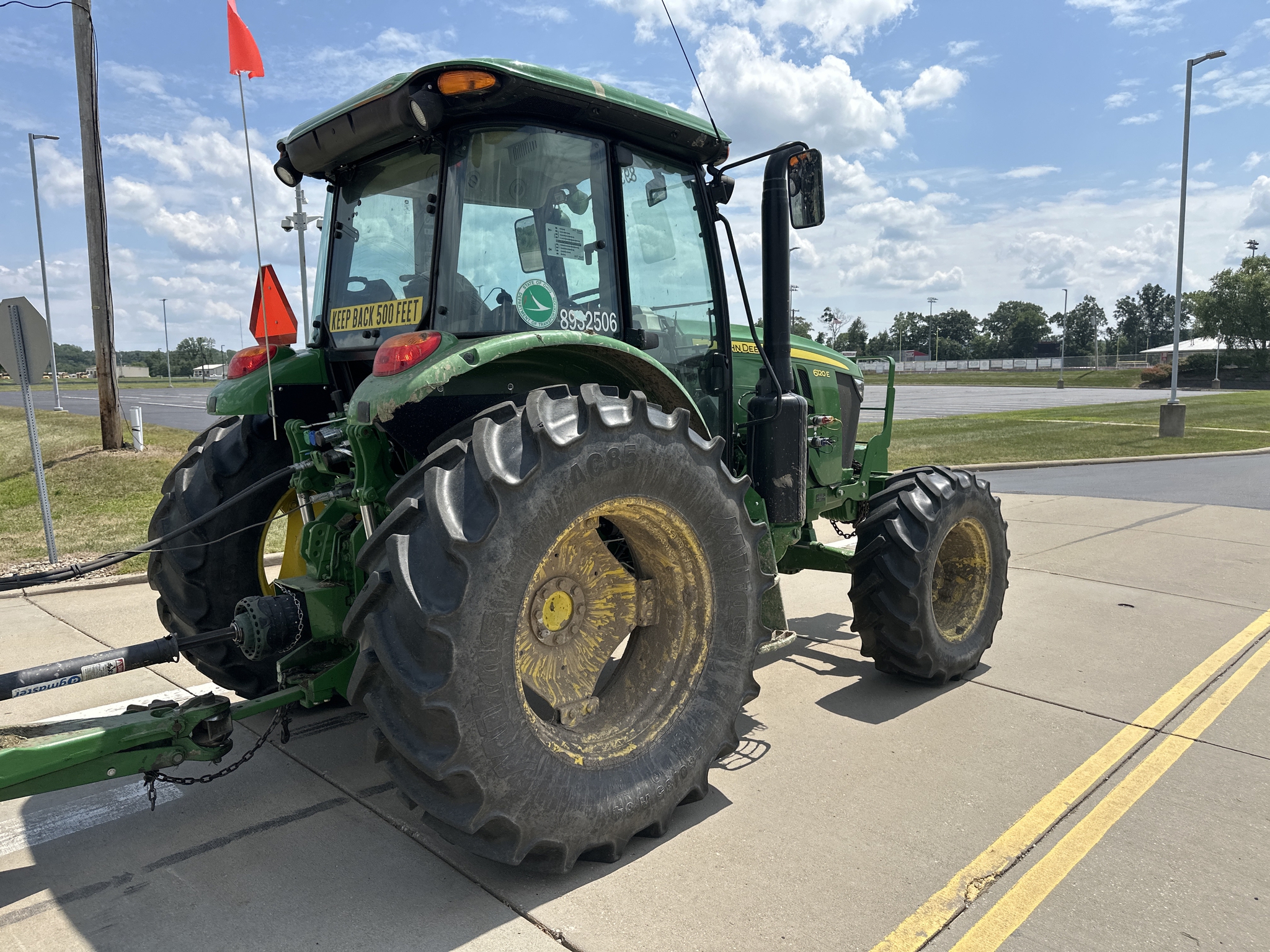 2023 John Deere 6120E Image 5