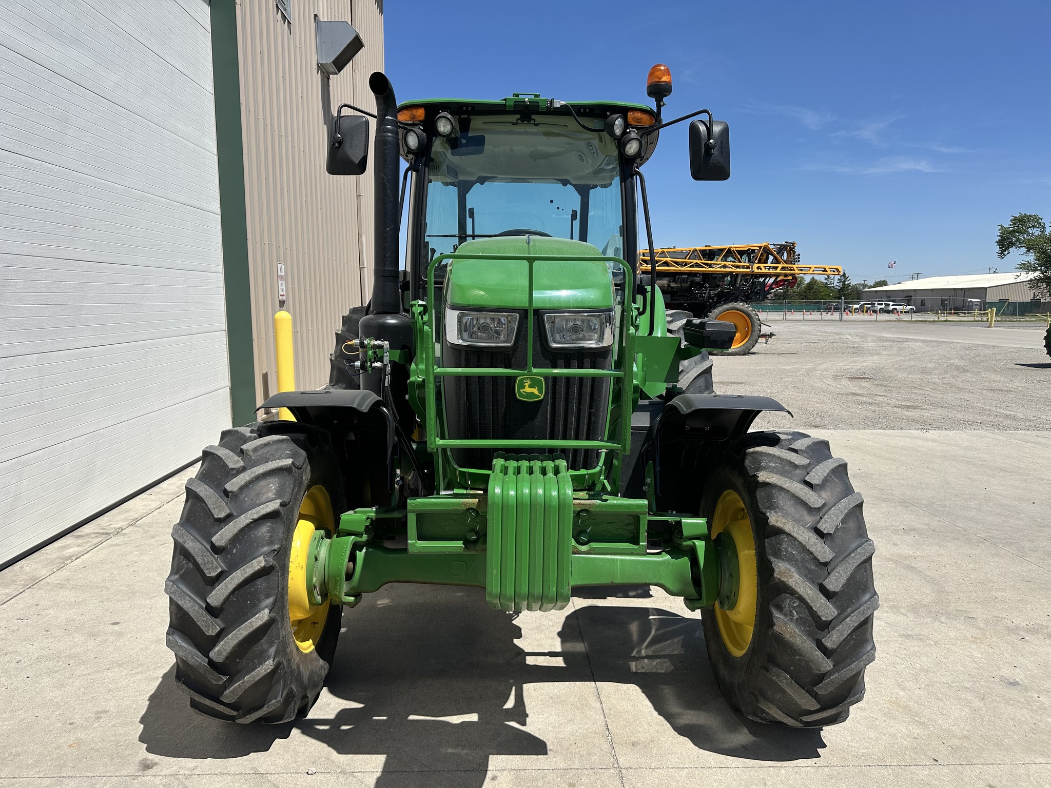 2023 John Deere 6120E Image 8