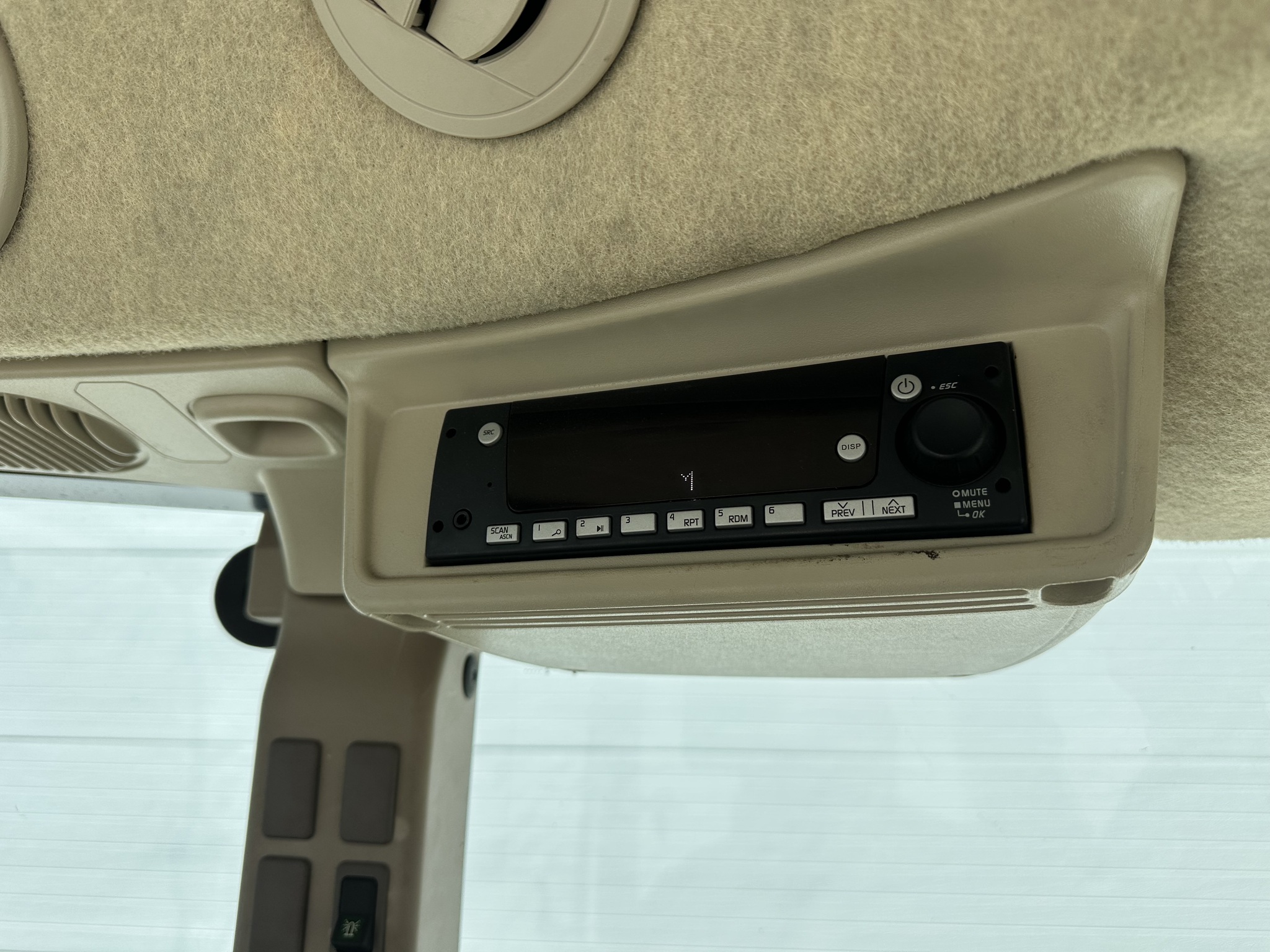 2023 John Deere 6120E Image 26