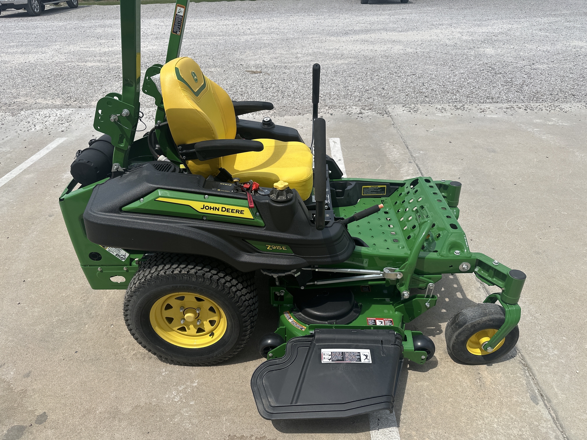 2024 John Deere Z915E - Zero-Turn Mowers - Gainesville, TX