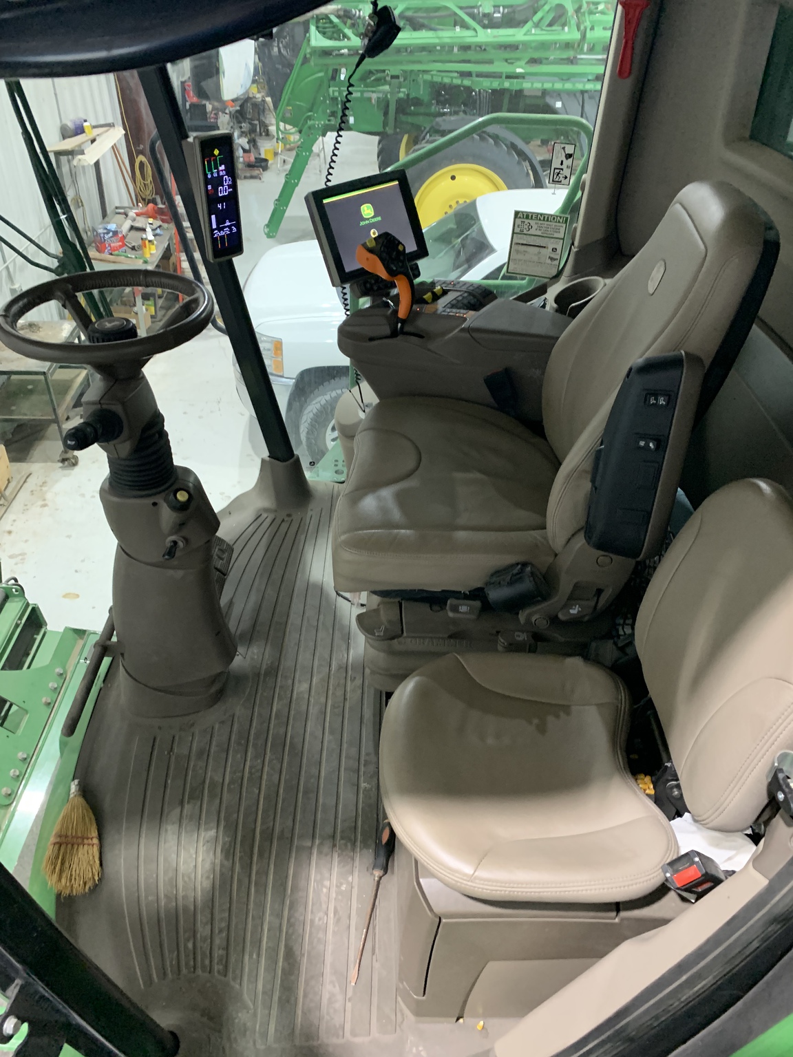 2019 John Deere S780 Image 12