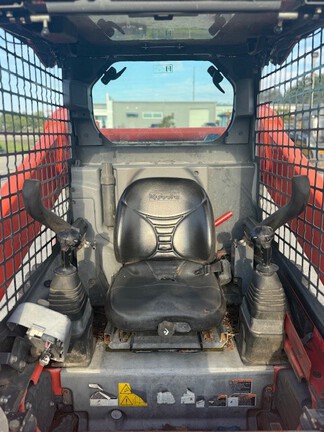 2017 Kubota SSV75 Picture 7 2017 Kubota SSV75-7