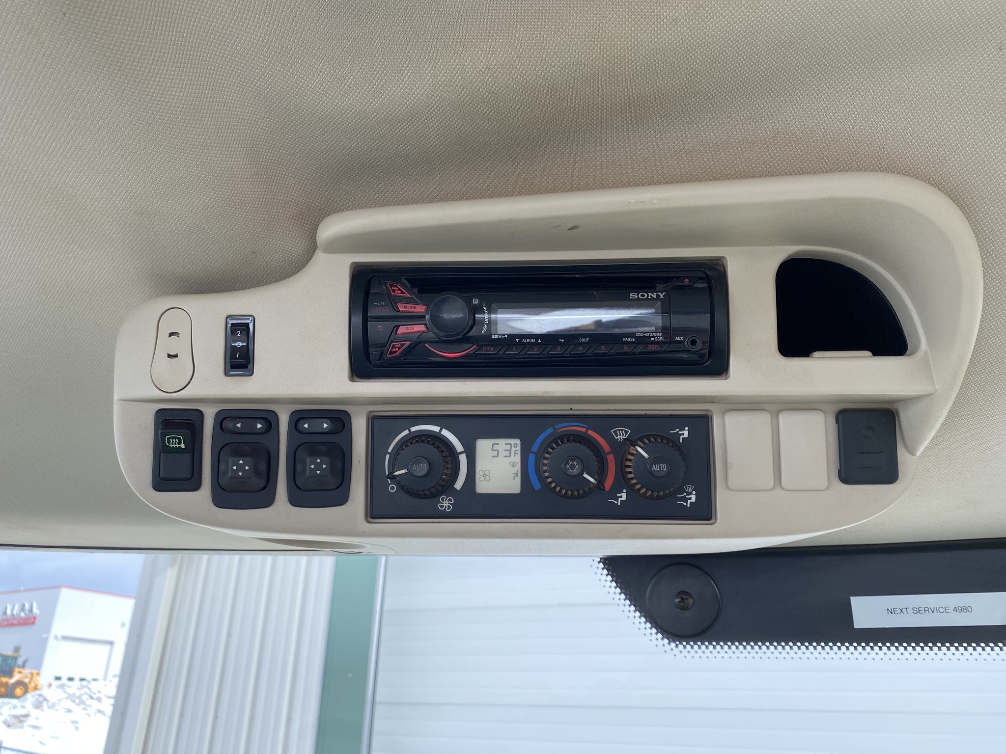 2014 John Deere 6125R Image 19