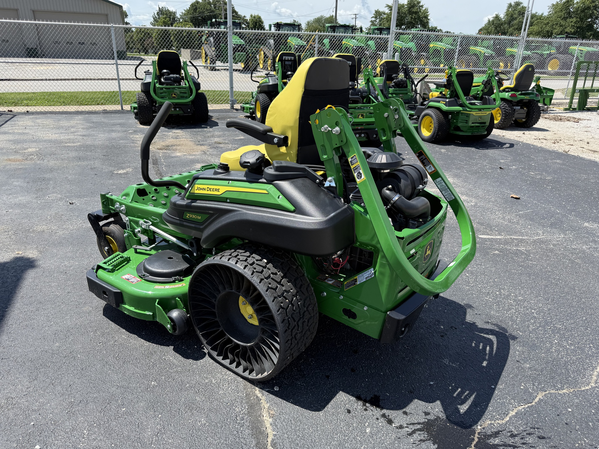 Used John Deere Z930M 658709 for Sale | Heritage Tractor