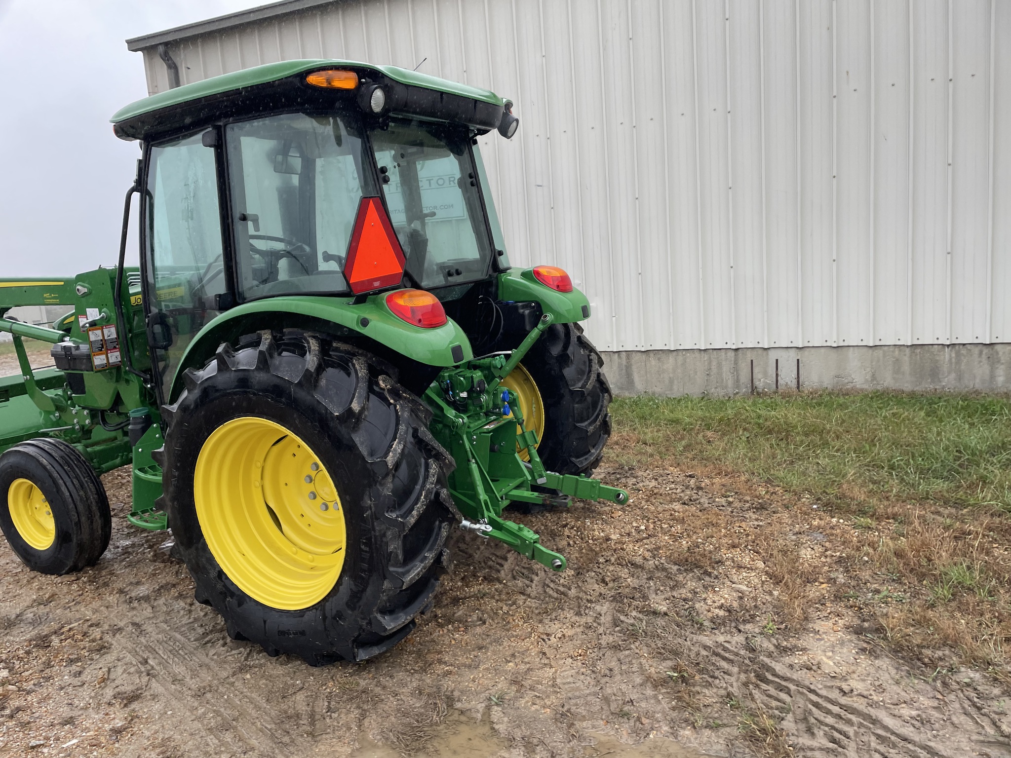  2024 John Deere 5075E at Heritage Tractor in Rolla, MO