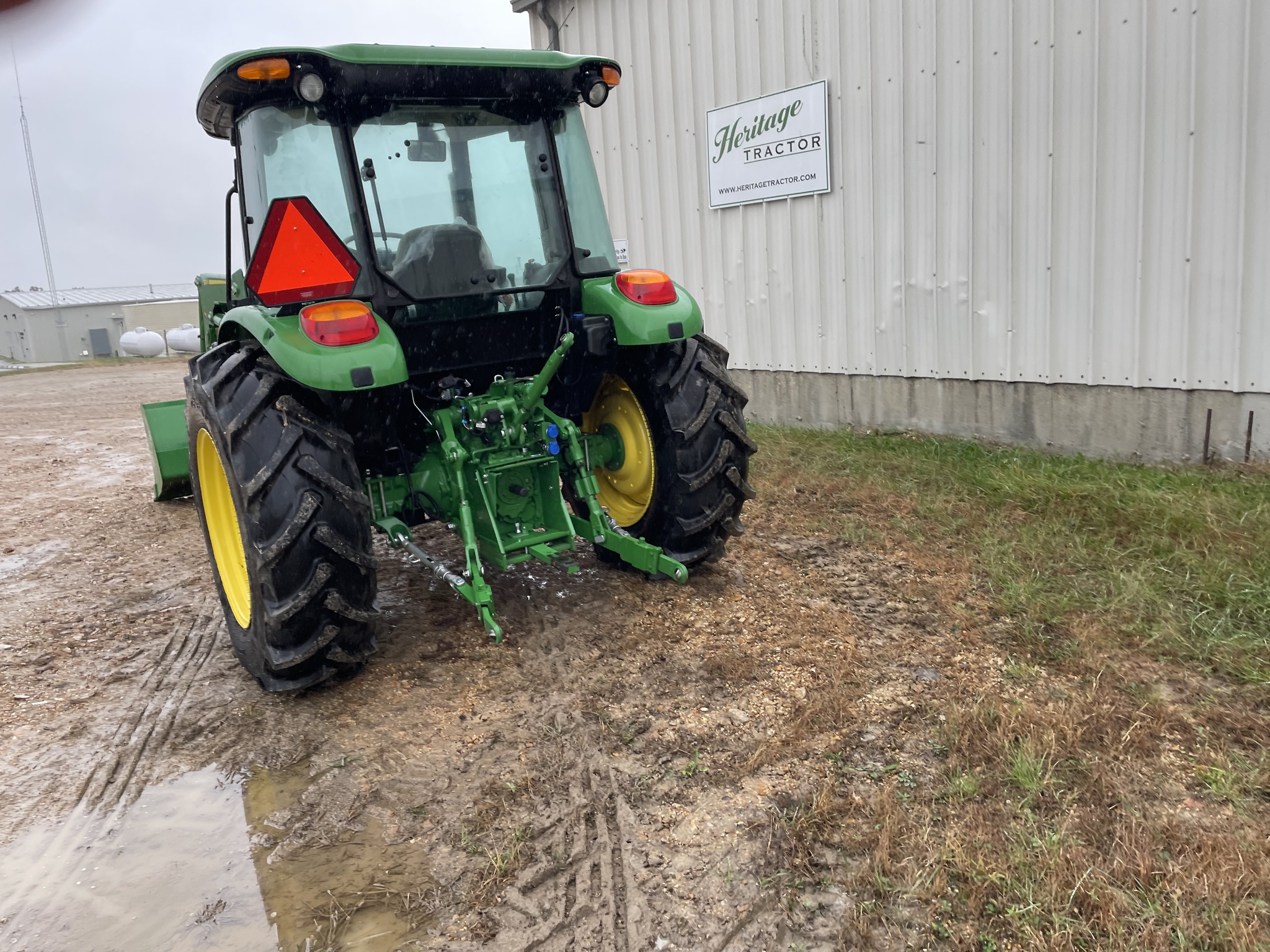  2024 John Deere 5075E at Heritage Tractor in Rolla, MO