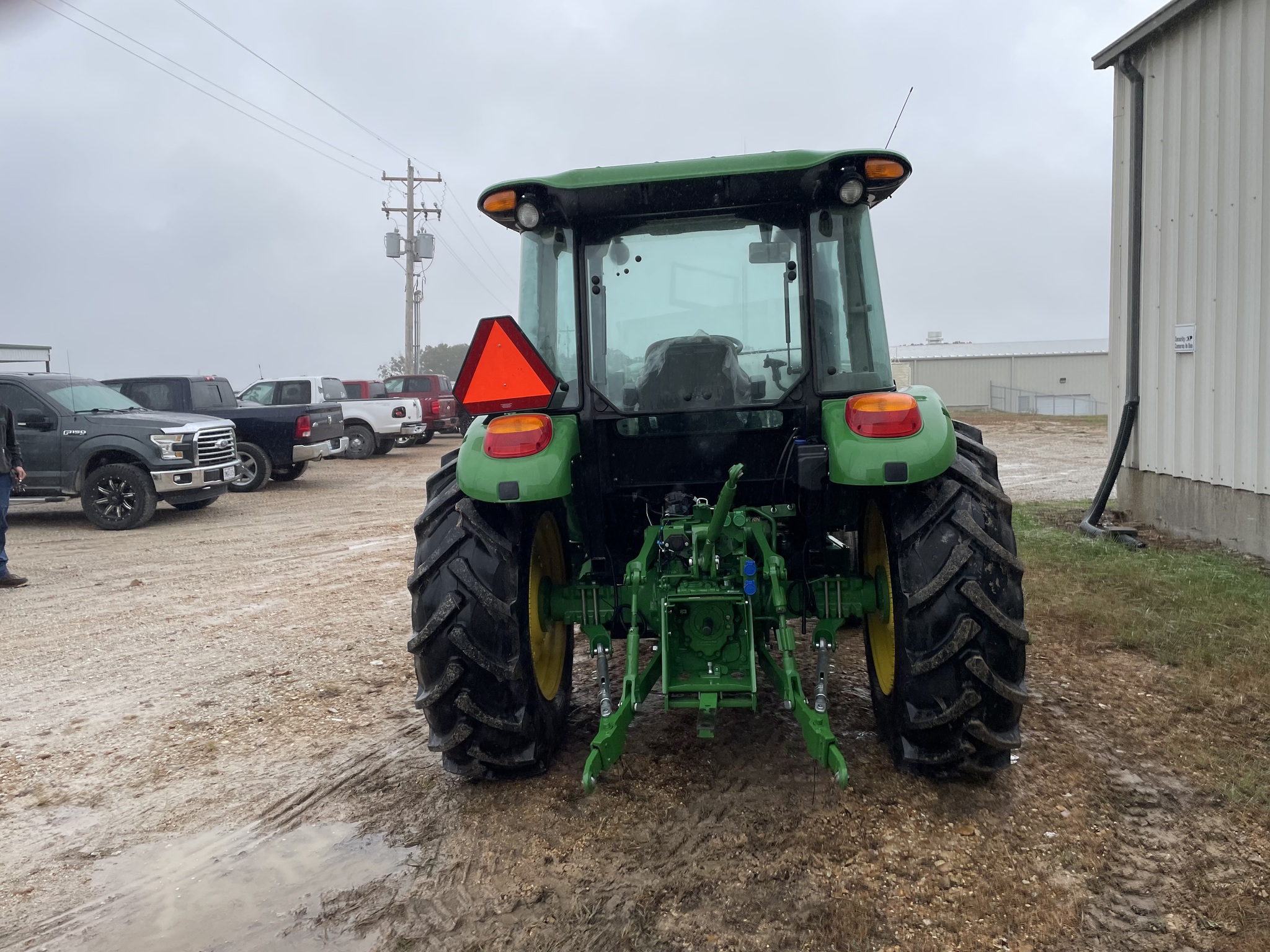  2024 John Deere 5075E at Heritage Tractor in Rolla, MO