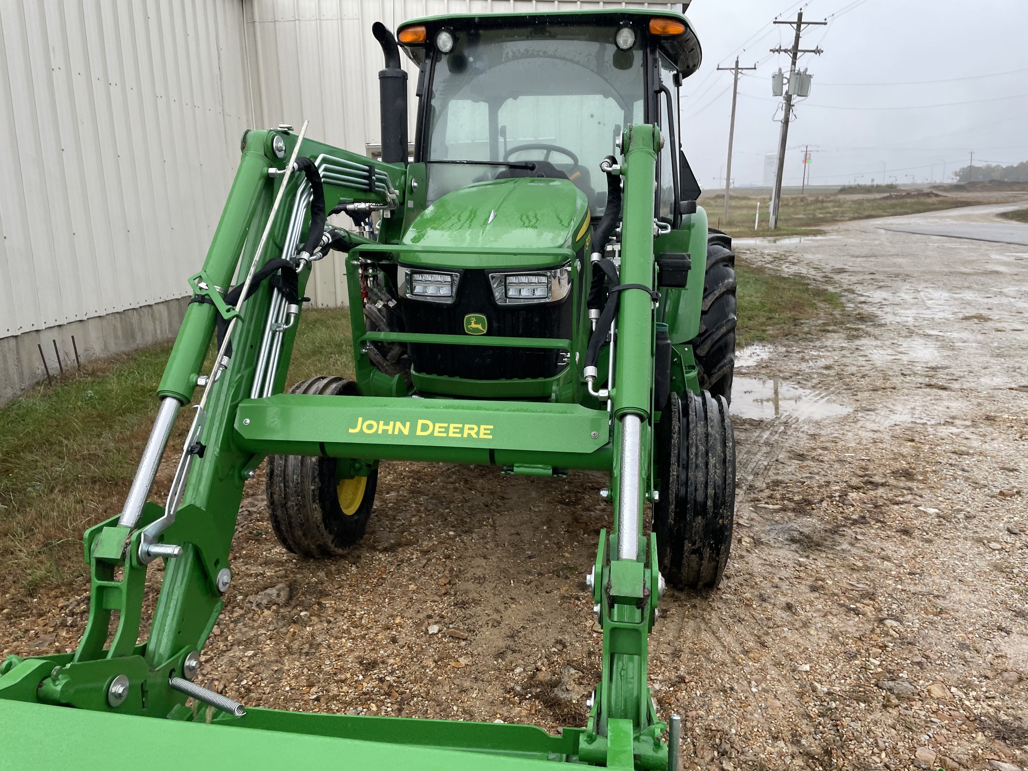  2024 John Deere 5075E at Heritage Tractor in Rolla, MO