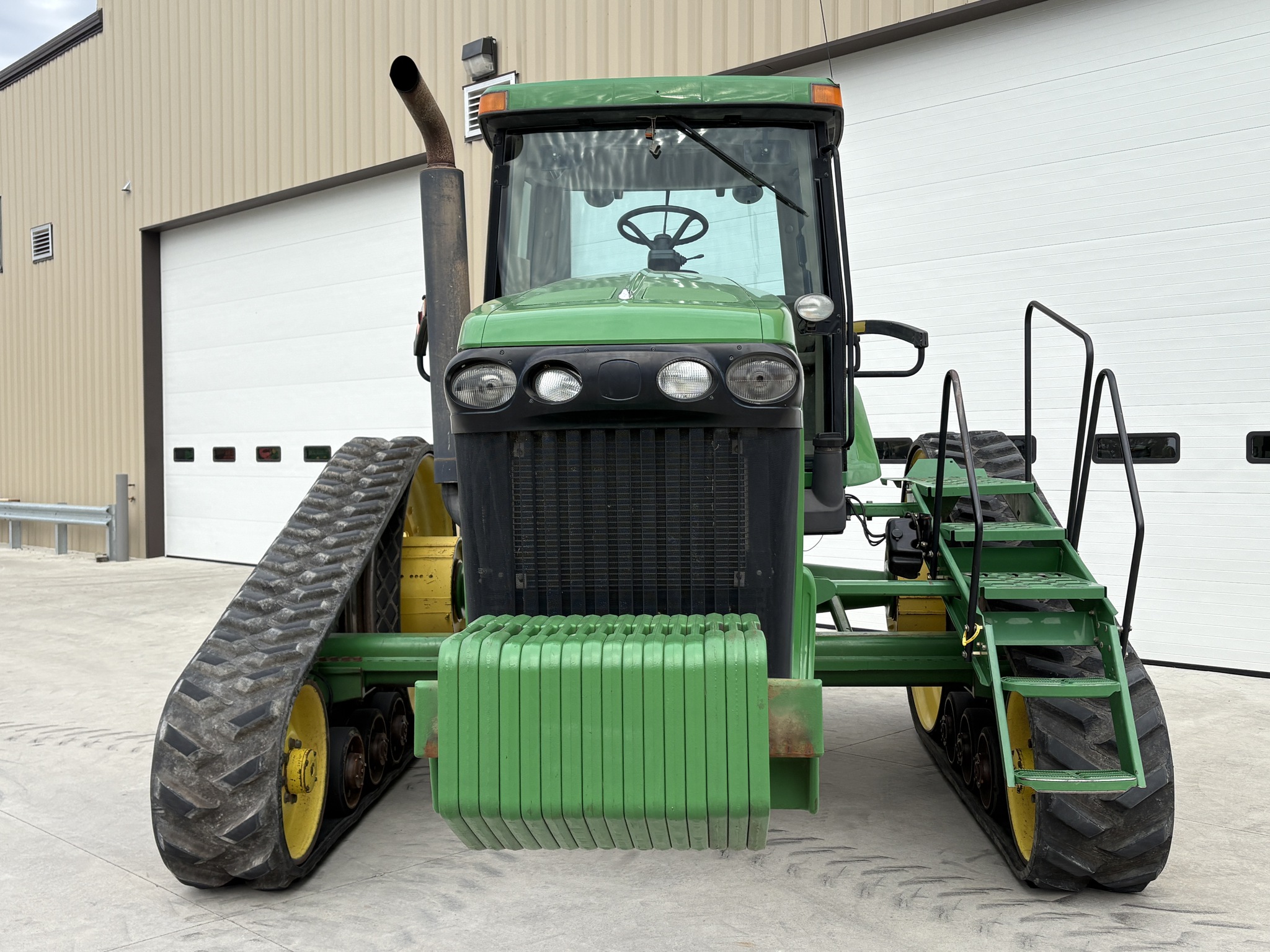 2003 John Deere 8420T Image 8