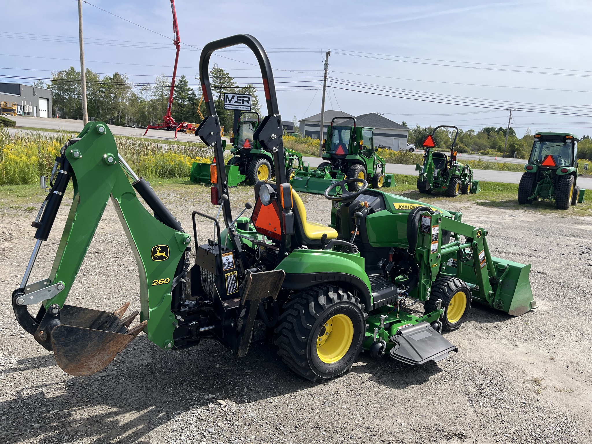2016 John Deere 1023E Image 6