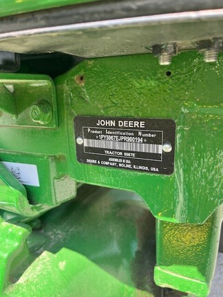 2023 John Deere 5067E