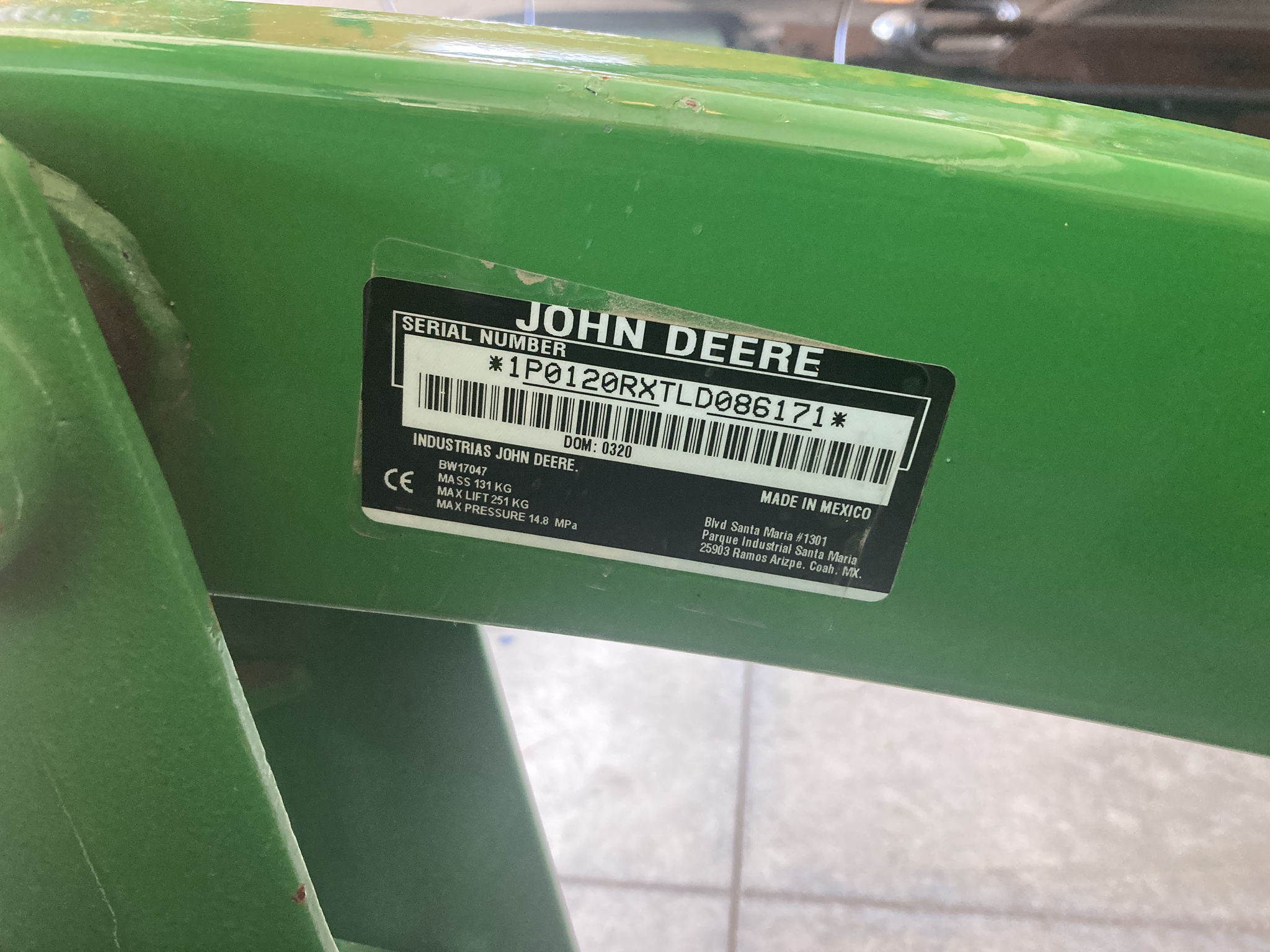 2020 John Deere 1025R Image 7