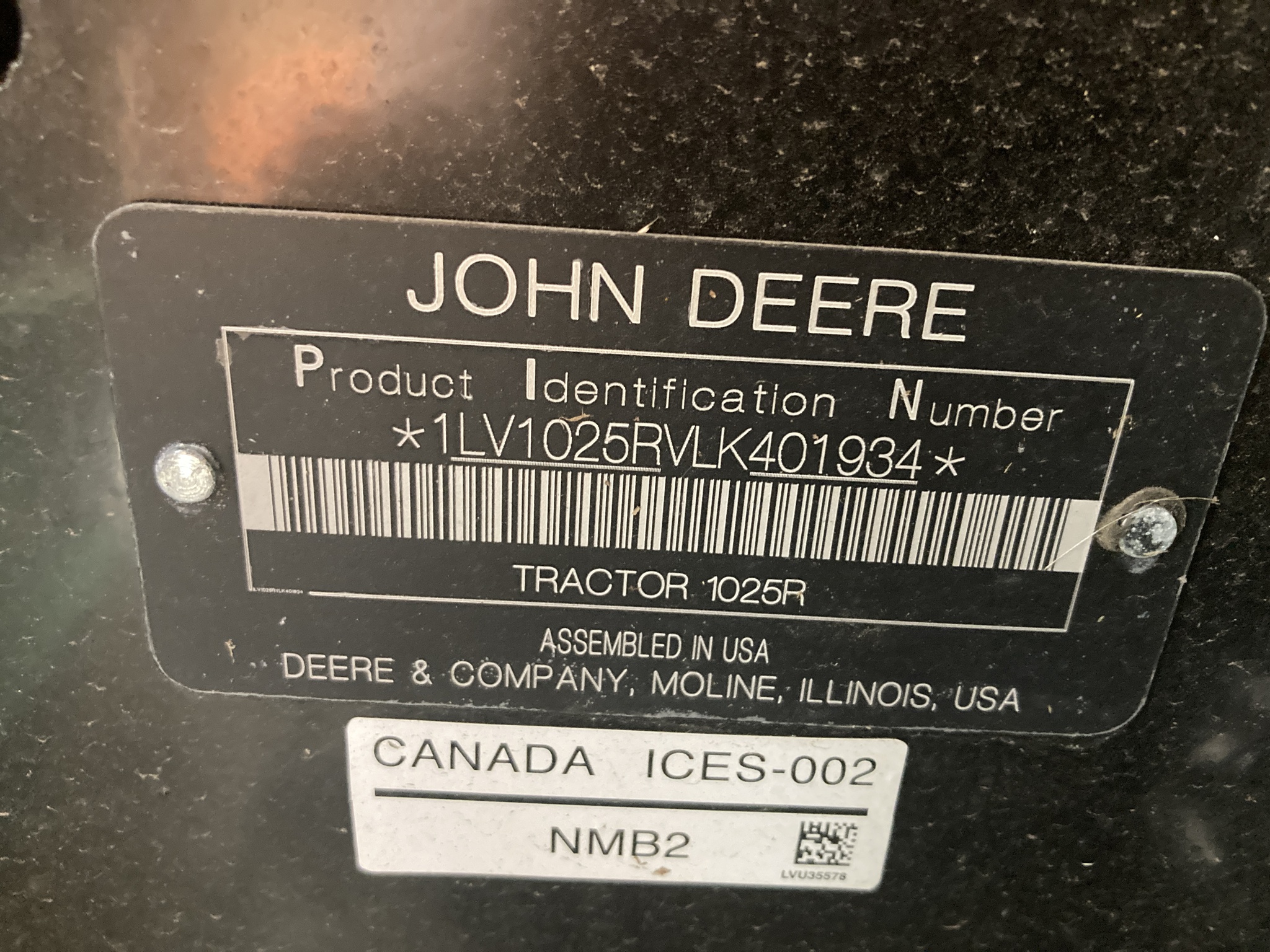 2020 John Deere 1025R Image 8