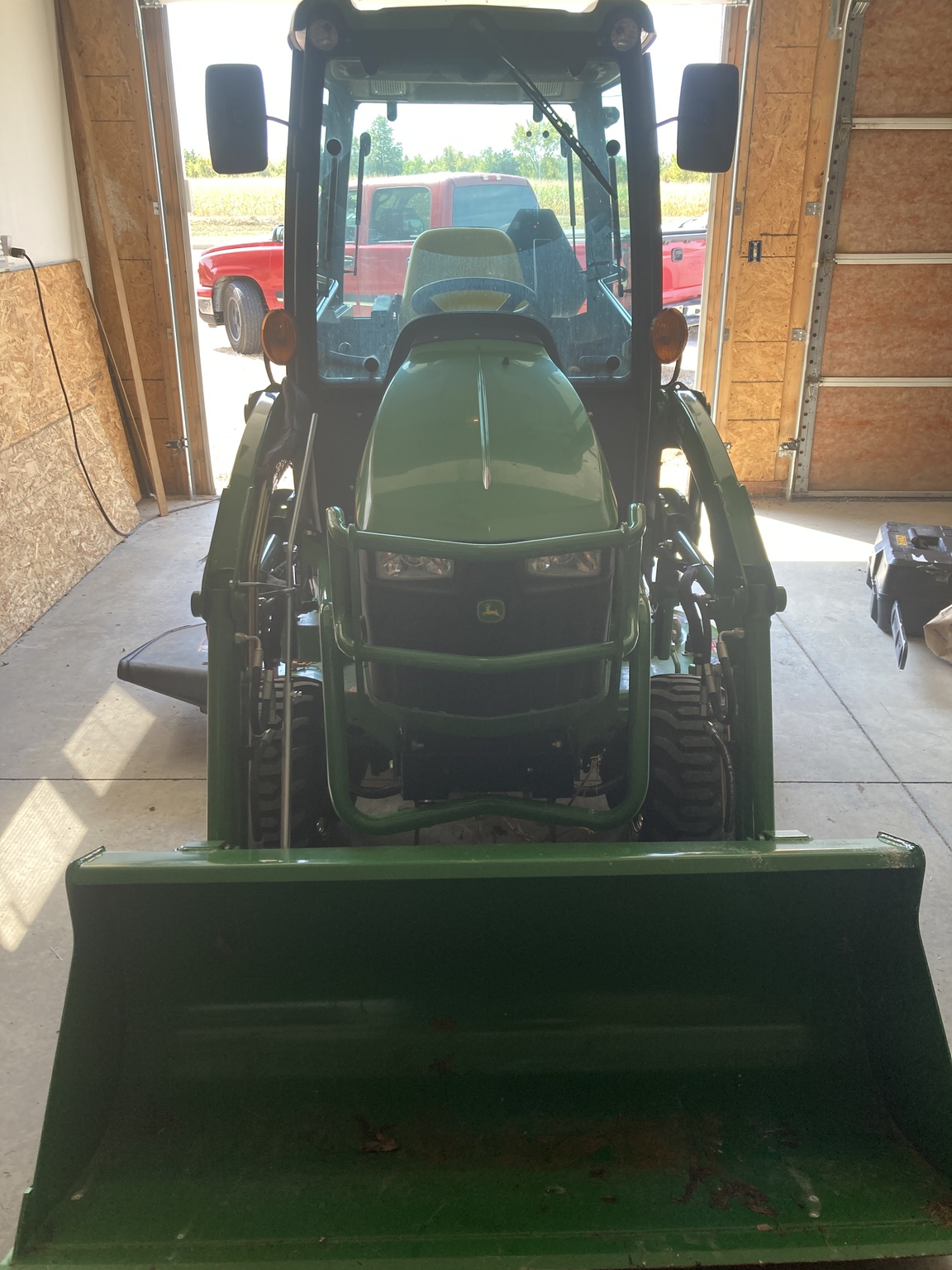 2020 John Deere 1025R Image 5