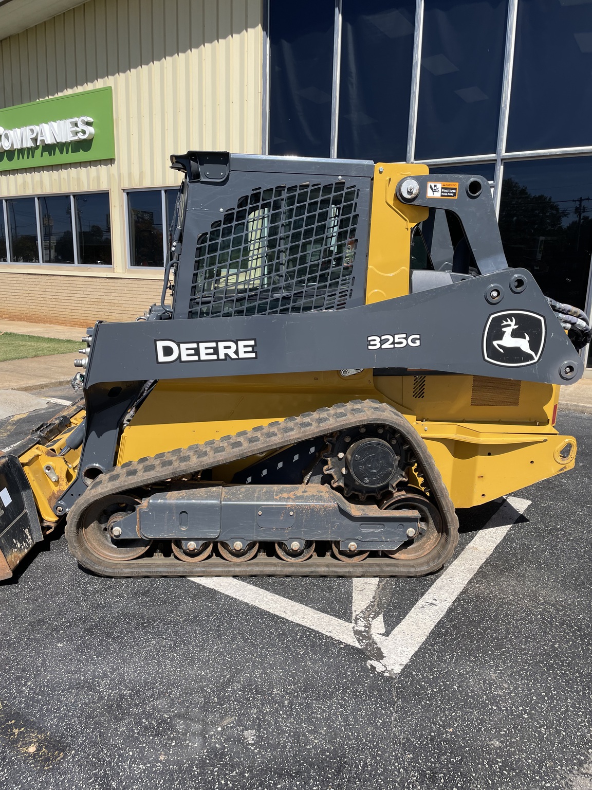 2022 John Deere 325G Image 6
