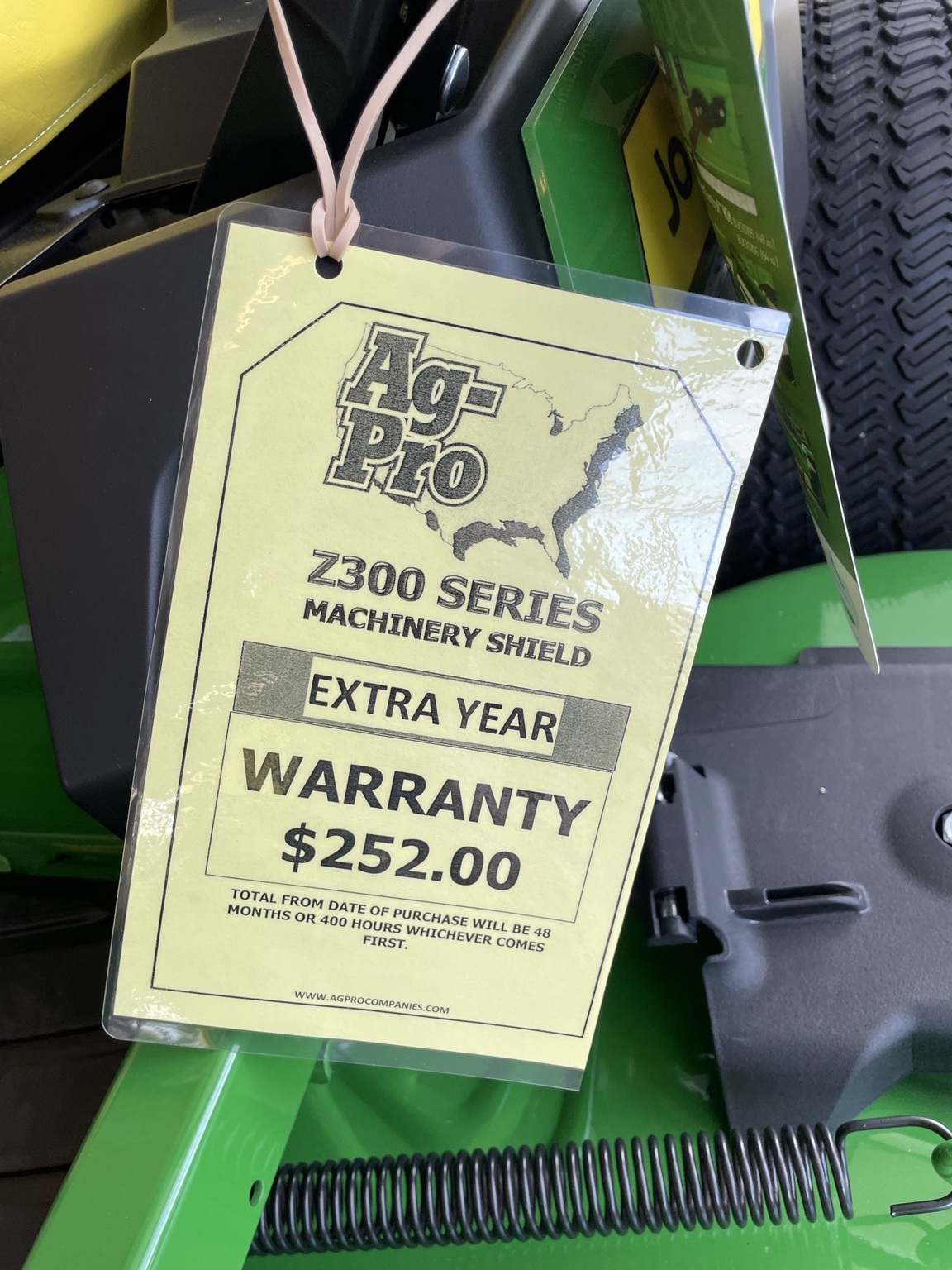2025 John Deere Z330R Image 5