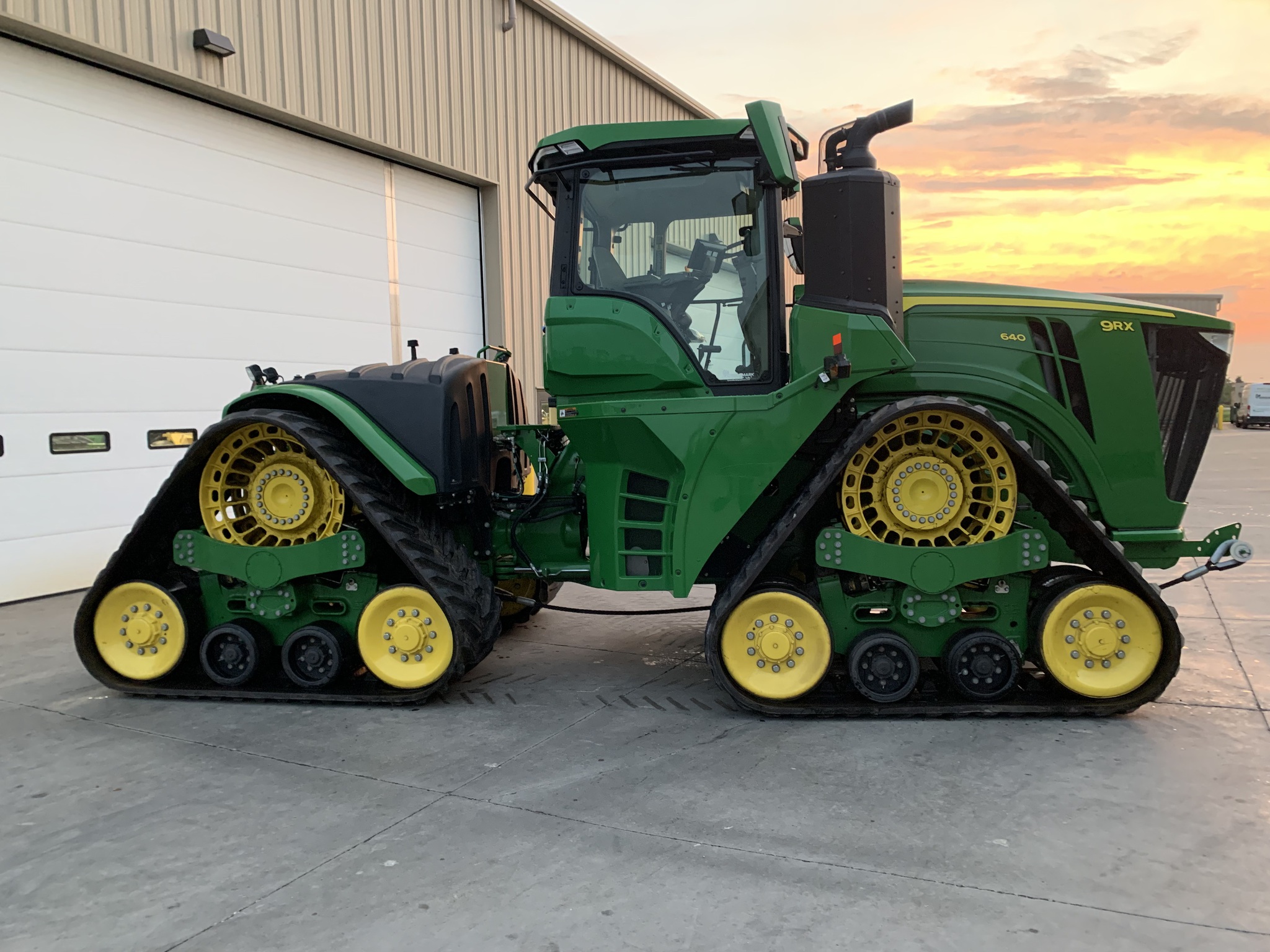 2024 John Deere 9RX 640 Image 2
