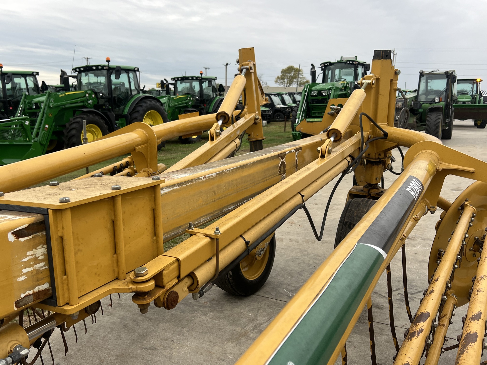  2019 Vermeer R2800 at Heritage Tractor in Rogersville, MO