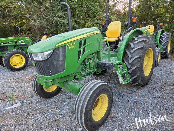 Photo of 2024 John Deere 5060E
