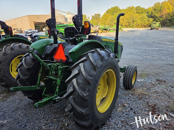 Photo of 2024 John Deere 5060E