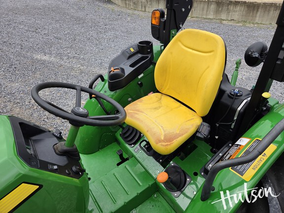 Photo of 2024 John Deere 5060E