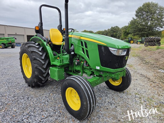 Photo of 2024 John Deere 5060E