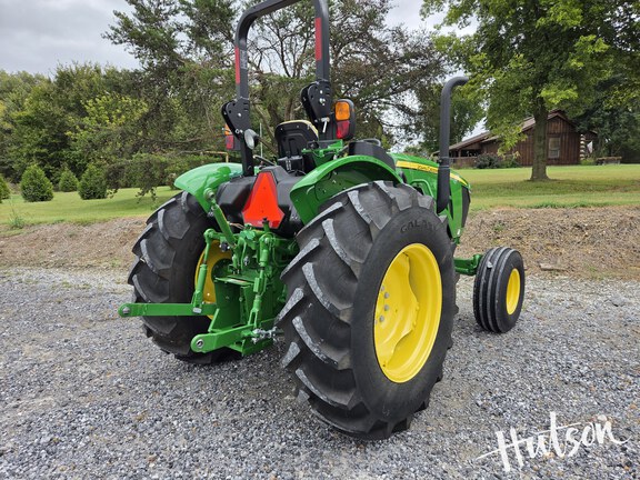 Photo of 2024 John Deere 5060E