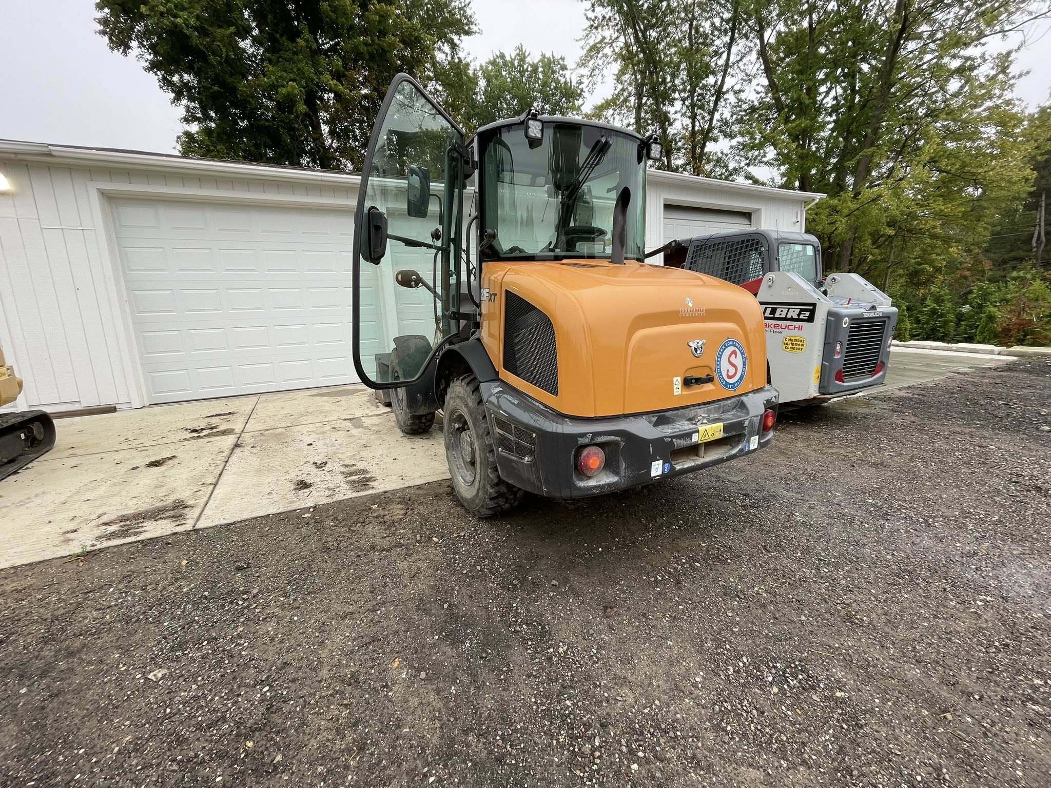 2021 Case 121F Image 34