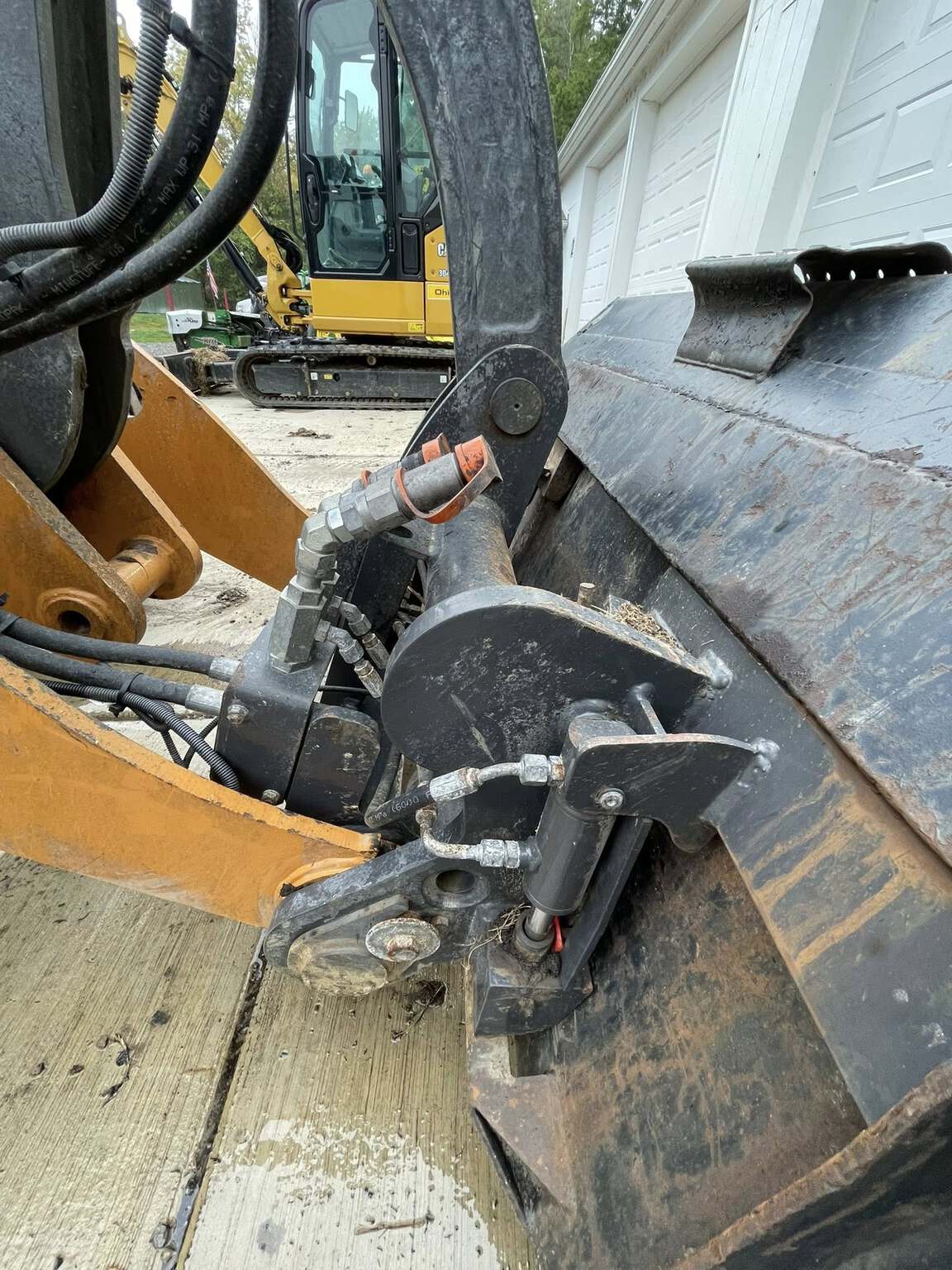 2021 Case 121F Image 13