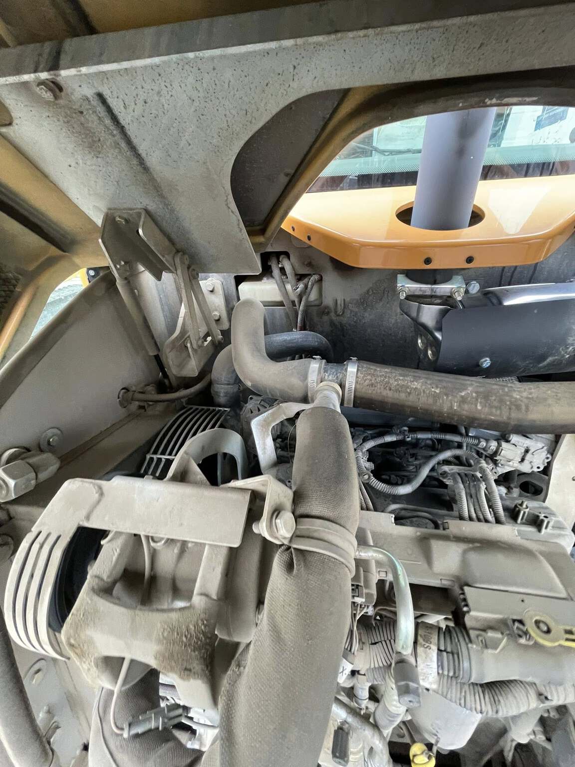 2021 Case 121F Image 7