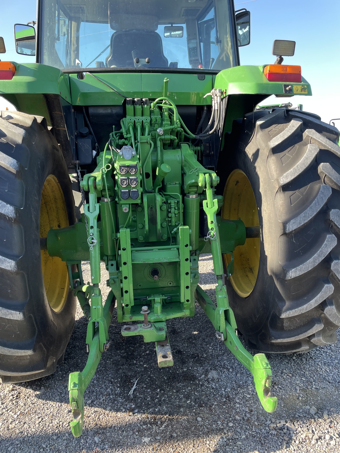 1995 John Deere 7600 Image 4