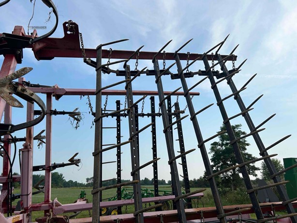 2010 Sunflower 6333 Image 11