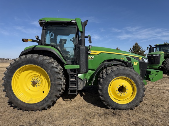 2025 John Deere 8R 340 - Photo2