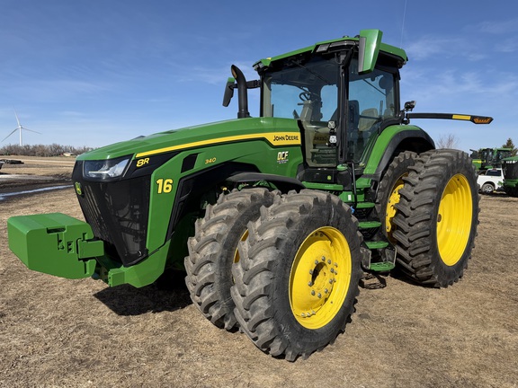 2025 John Deere 8R 340 - Photo7
