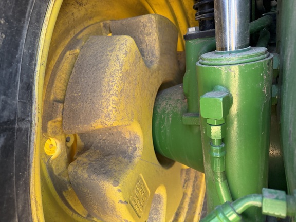 2025 John Deere 8R 340 - Photo19