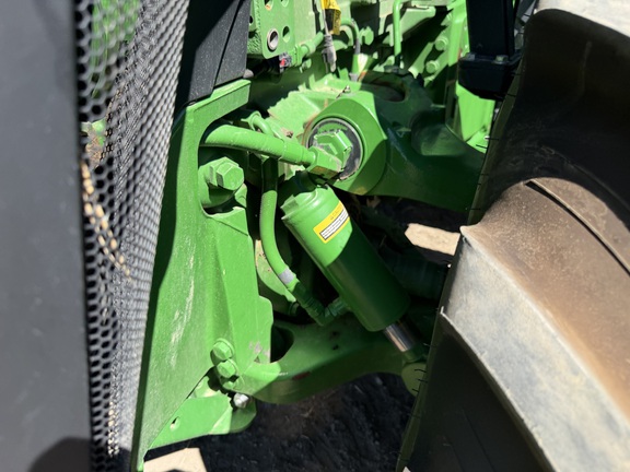 2025 John Deere 8R 340 - Photo11