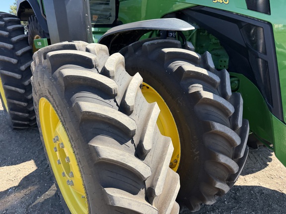 2025 John Deere 8R 340 - Photo12