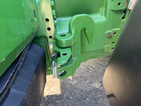 2025 John Deere 8R 340 - Photo14