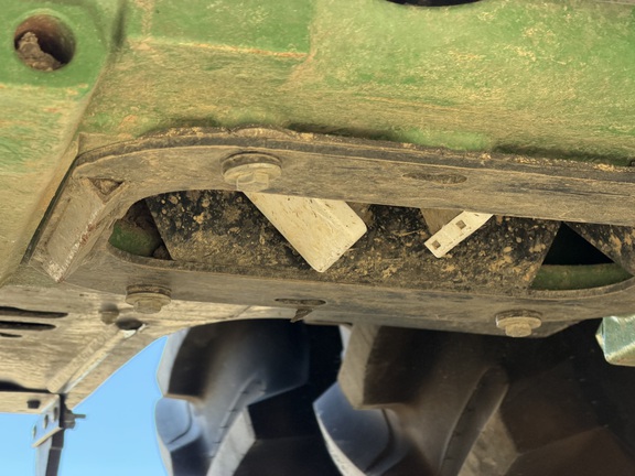 2025 John Deere 8R 340 - Photo23